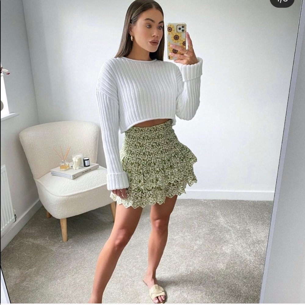 ZARA Printed Mini Skirt - Picture 2 of 11